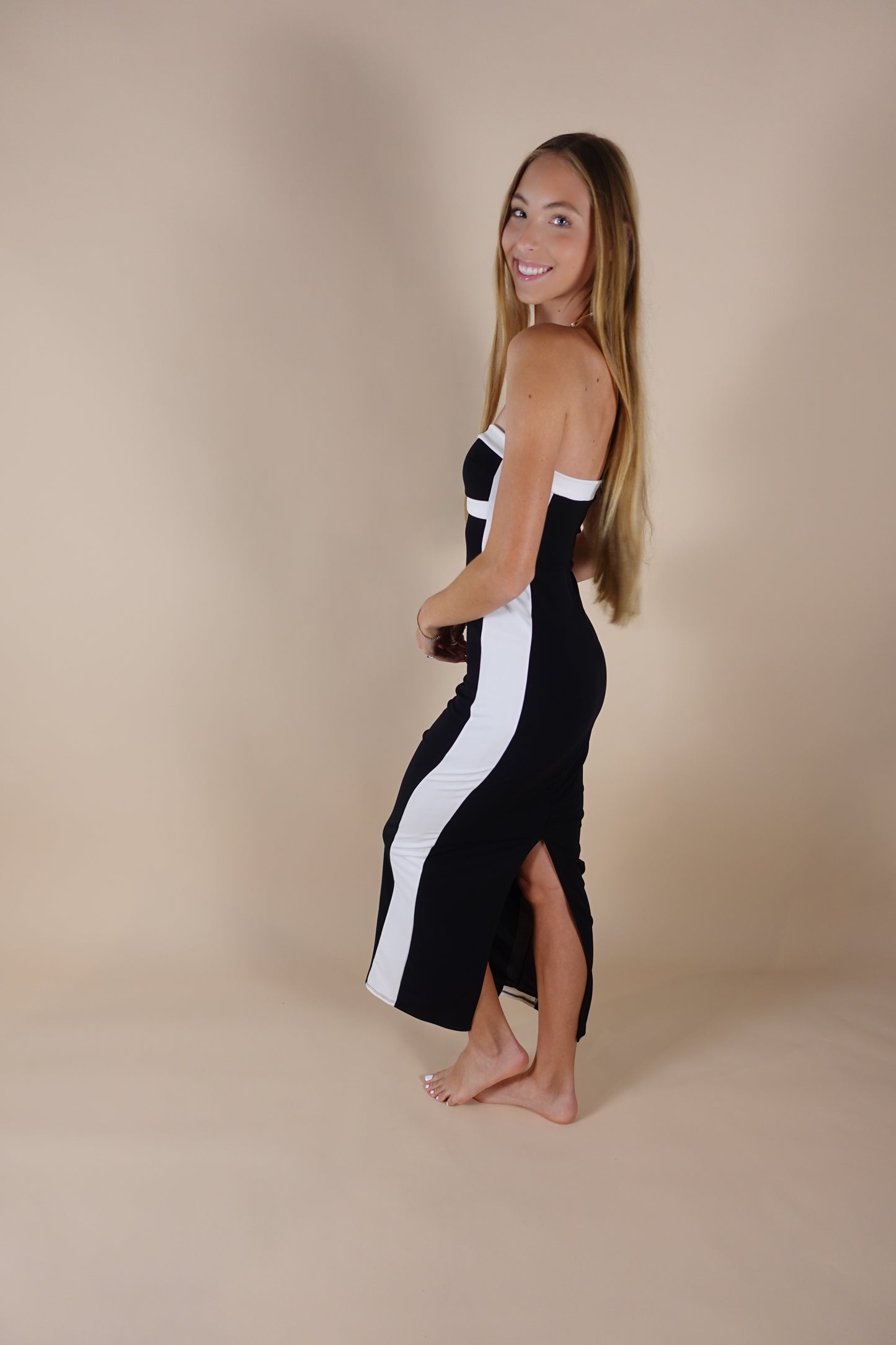 Lexi Maxi Dress - Black & White
