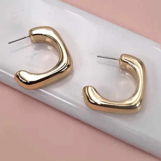 Baylee Squared Hoop Earrings - Gold