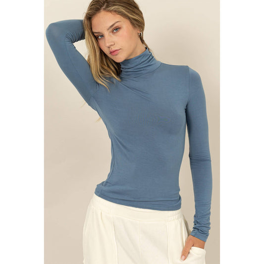 Slim - Fit Turtleneck Long Sleeve Top: Gray Blue