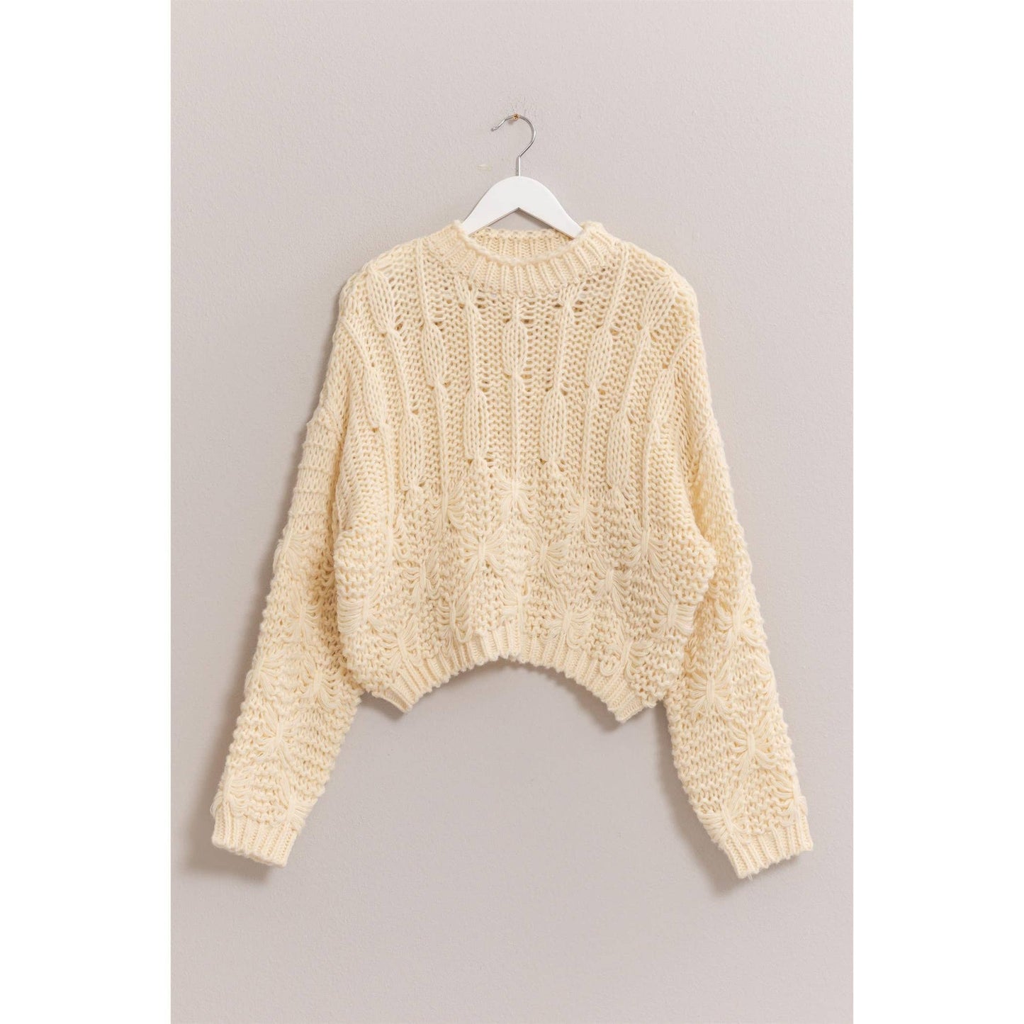 Chunky Cable Knit Sweater With Bow Details: Cream