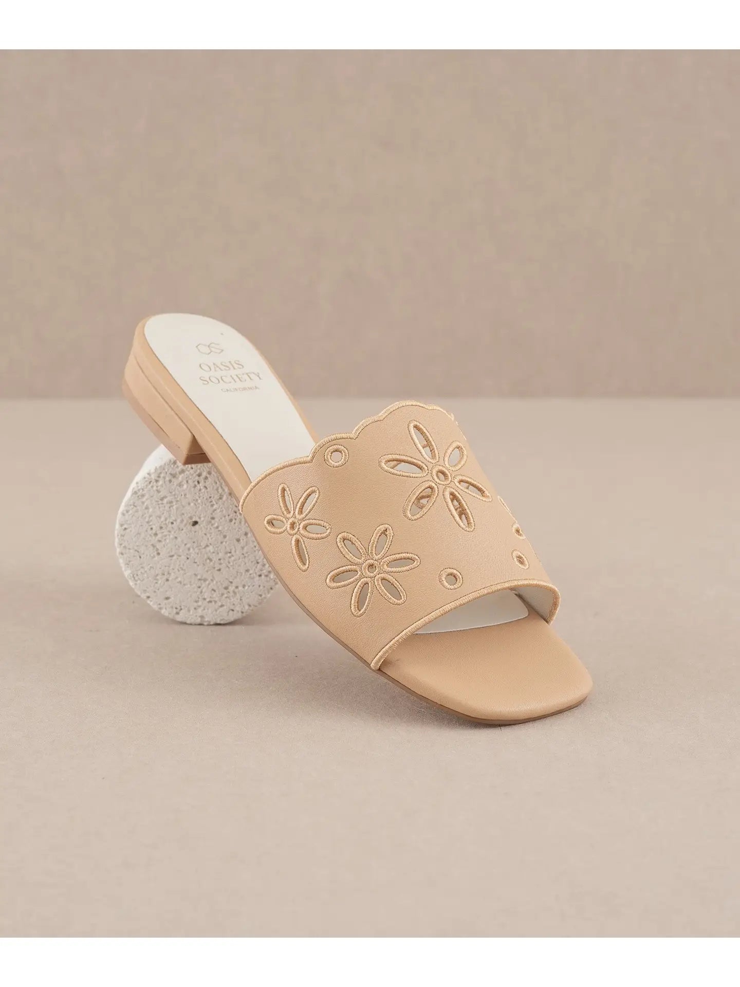 Flower Cut Out Sandals