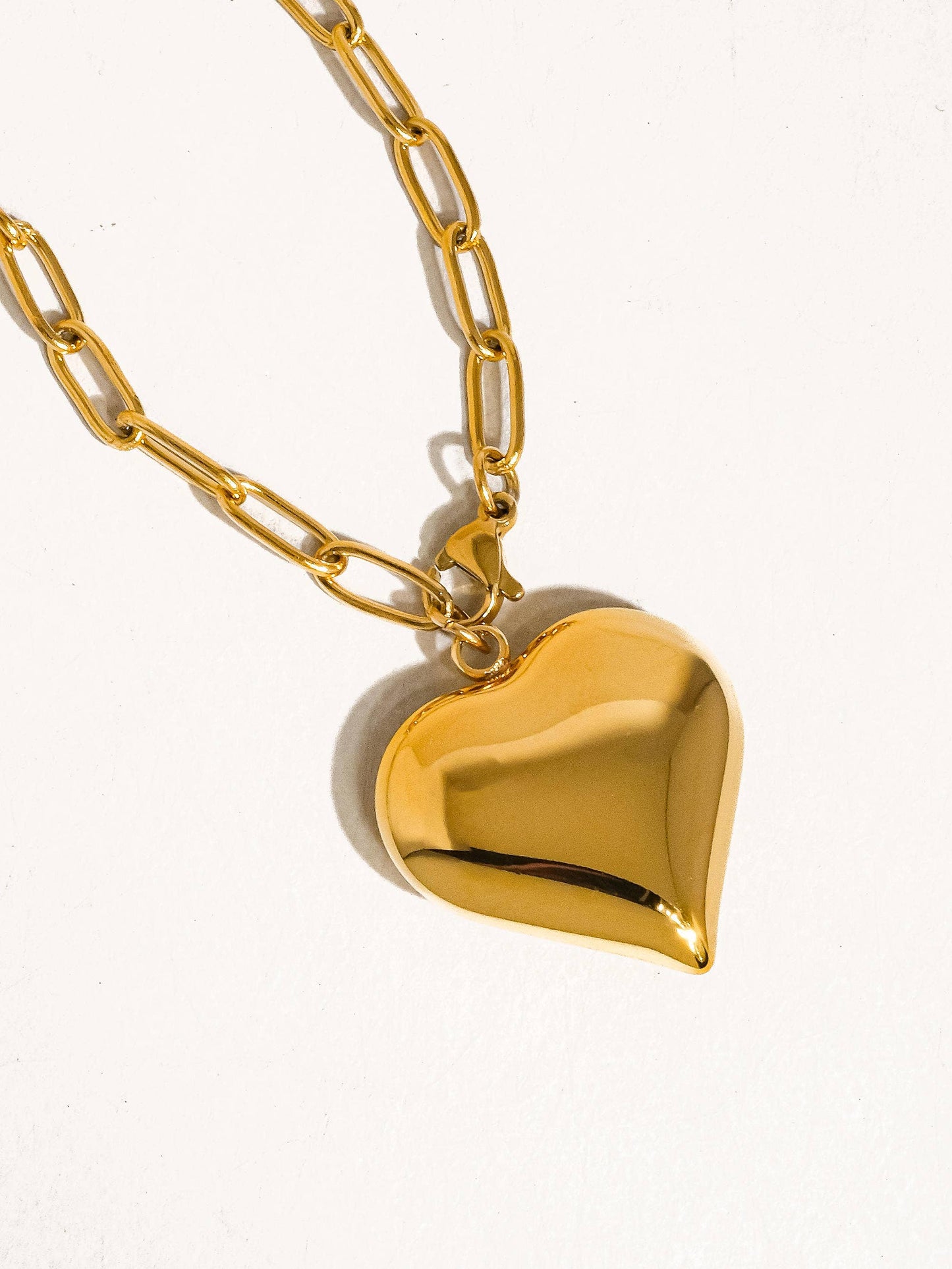 Paris 18K Gold Non-Tarnish Large Heart Chain Necklace: Yellow Gold / Ball Chain