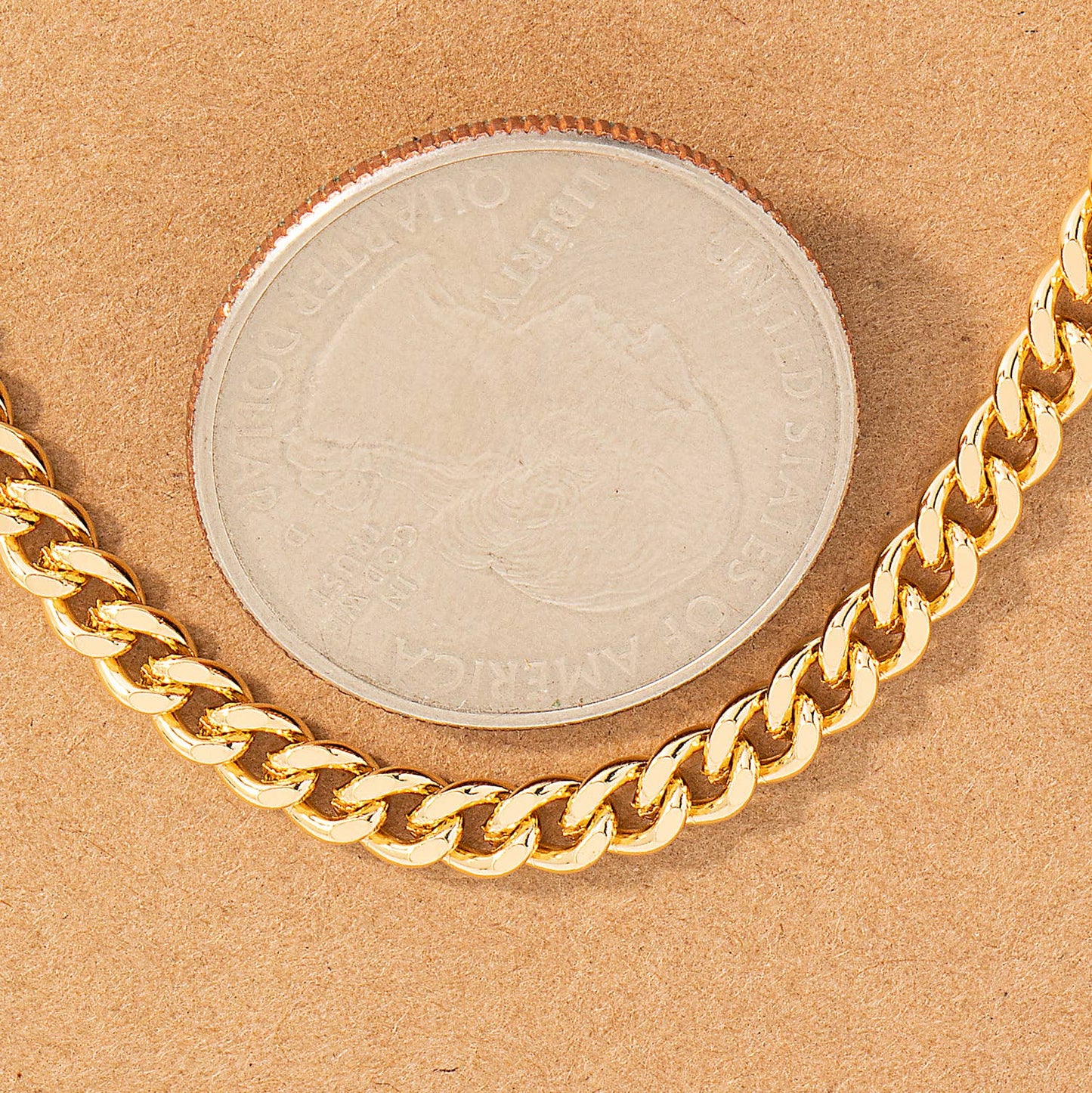 Curb Chain Link Necklace: Gold