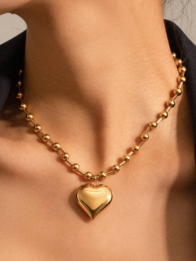 Paris 18K Gold Non-Tarnish Large Heart Chain Necklace: Yellow Gold / Ball Chain